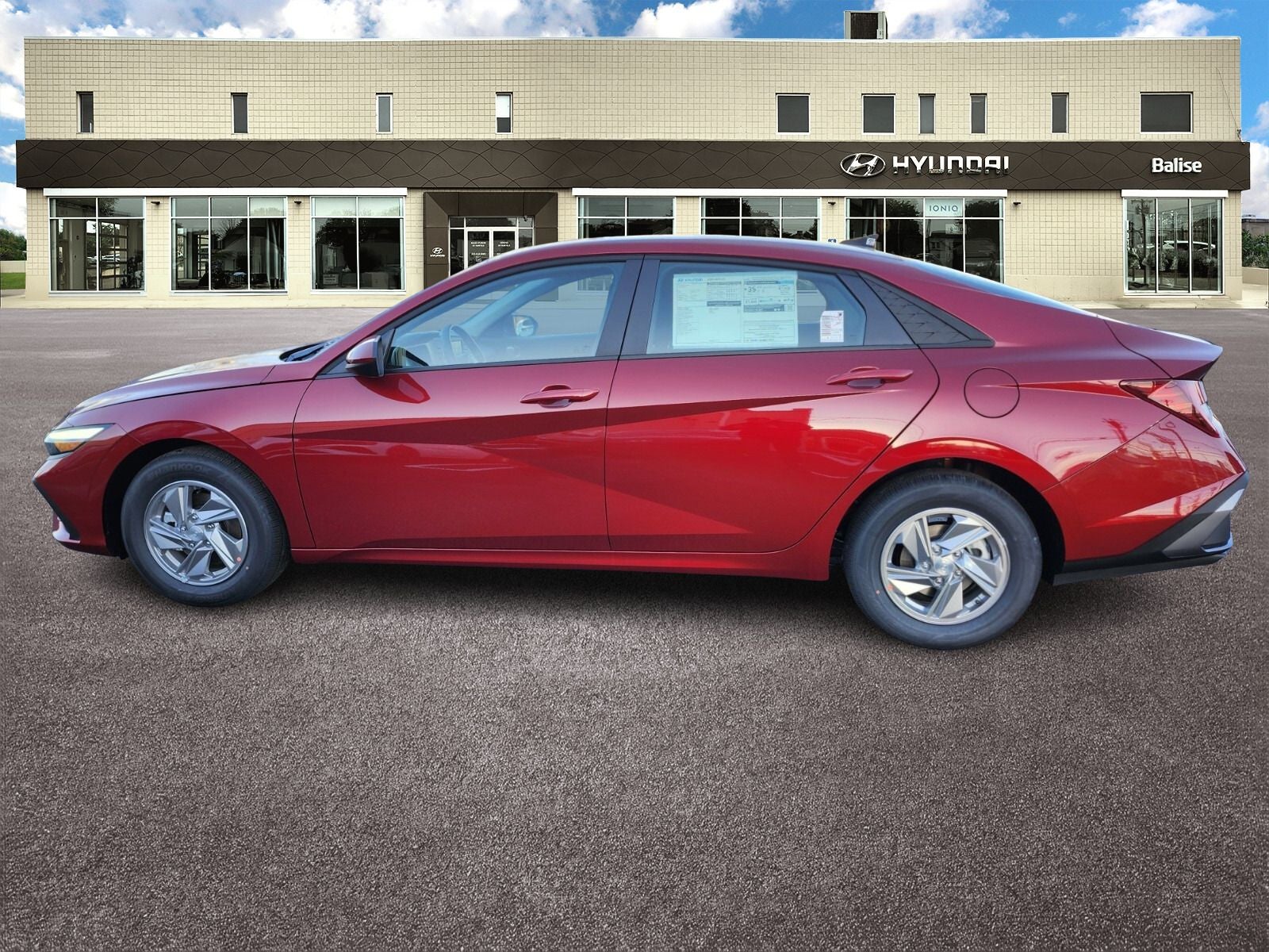 2026 Hyundai ELANTRA SE