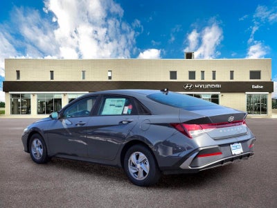2026 Hyundai ELANTRA SE