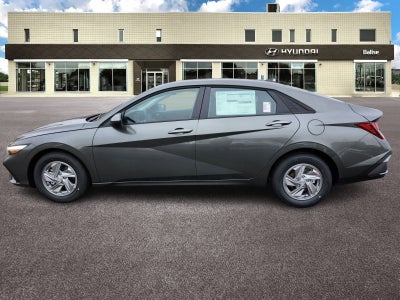 2026 Hyundai ELANTRA SE