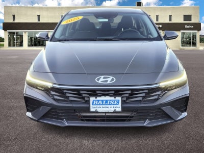 2025 Hyundai ELANTRA SE