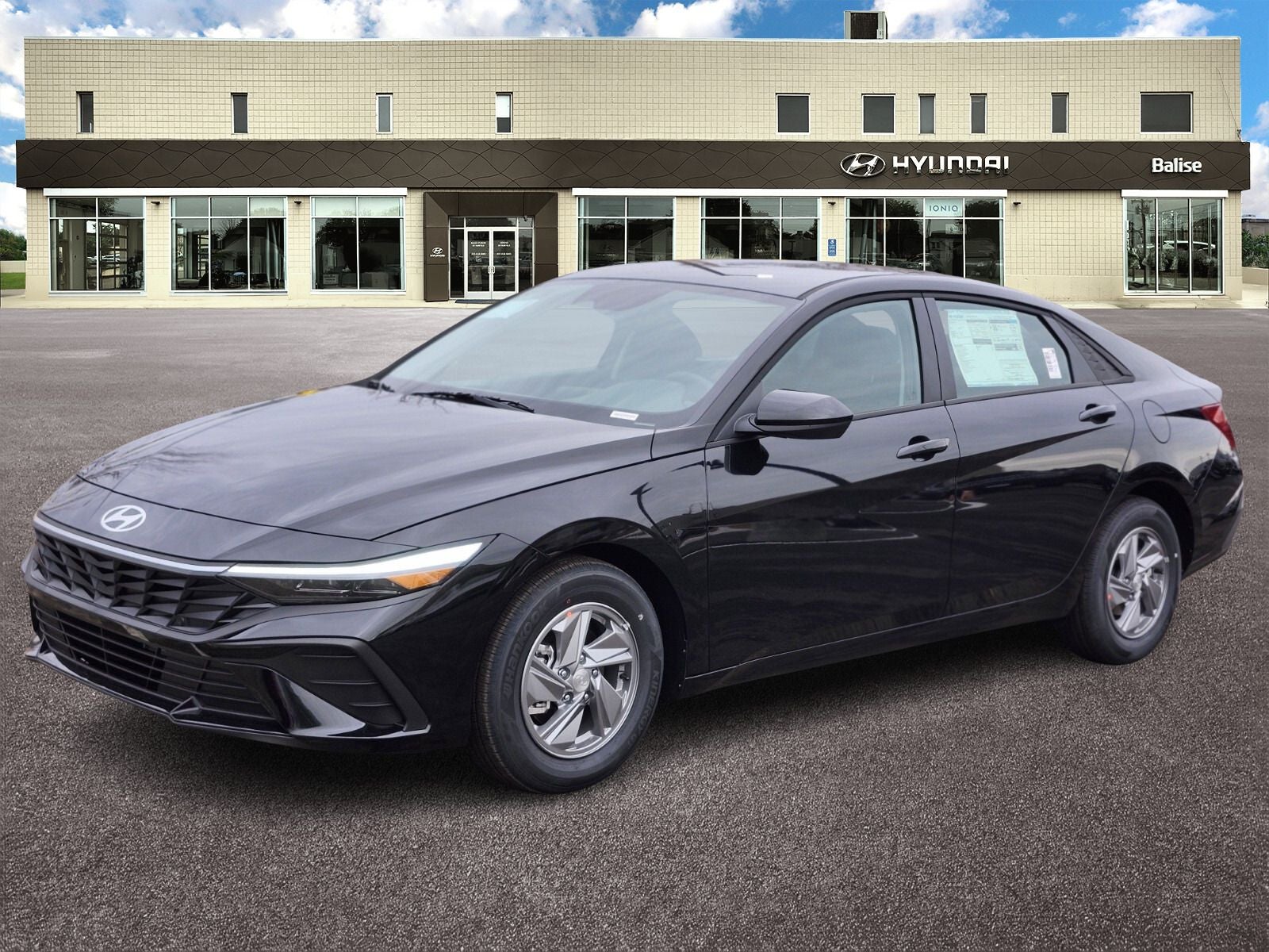 2026 Hyundai ELANTRA SE