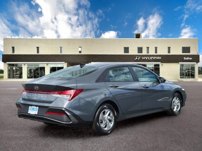 2026 Hyundai ELANTRA SE