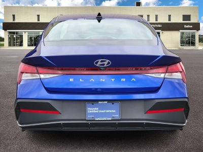 2025 Hyundai ELANTRA SE