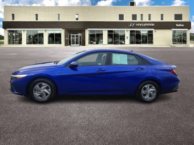 2025 Hyundai ELANTRA SE