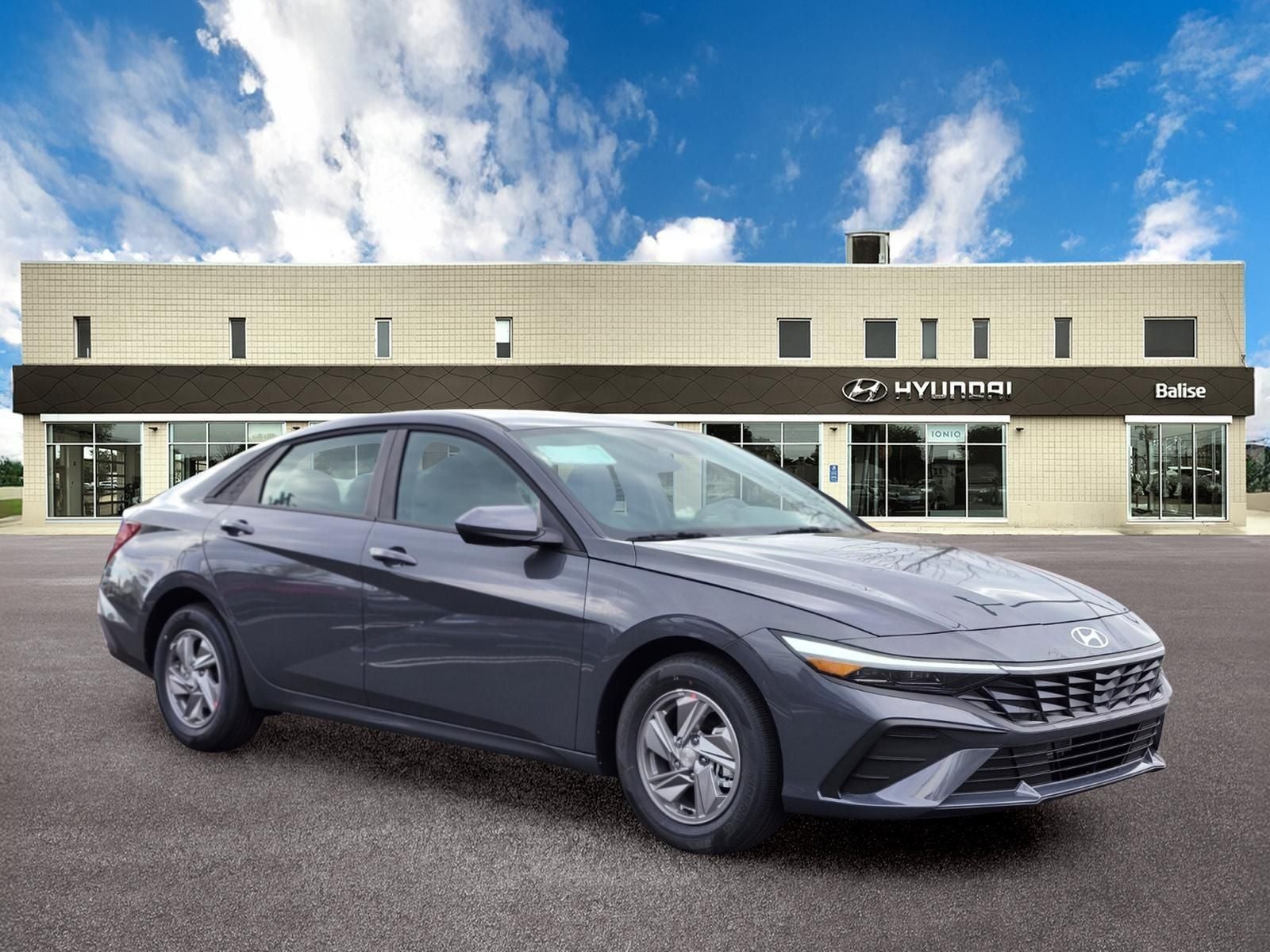 2026 Hyundai ELANTRA SE