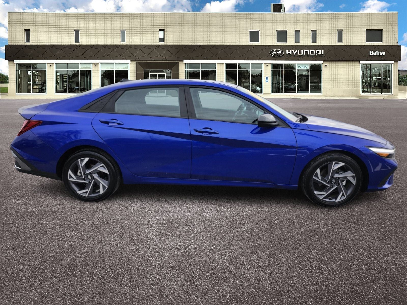 2025 Hyundai ELANTRA SEL Sport