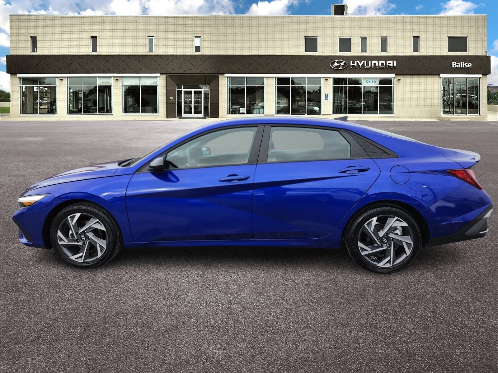 2025 Hyundai ELANTRA SEL Sport