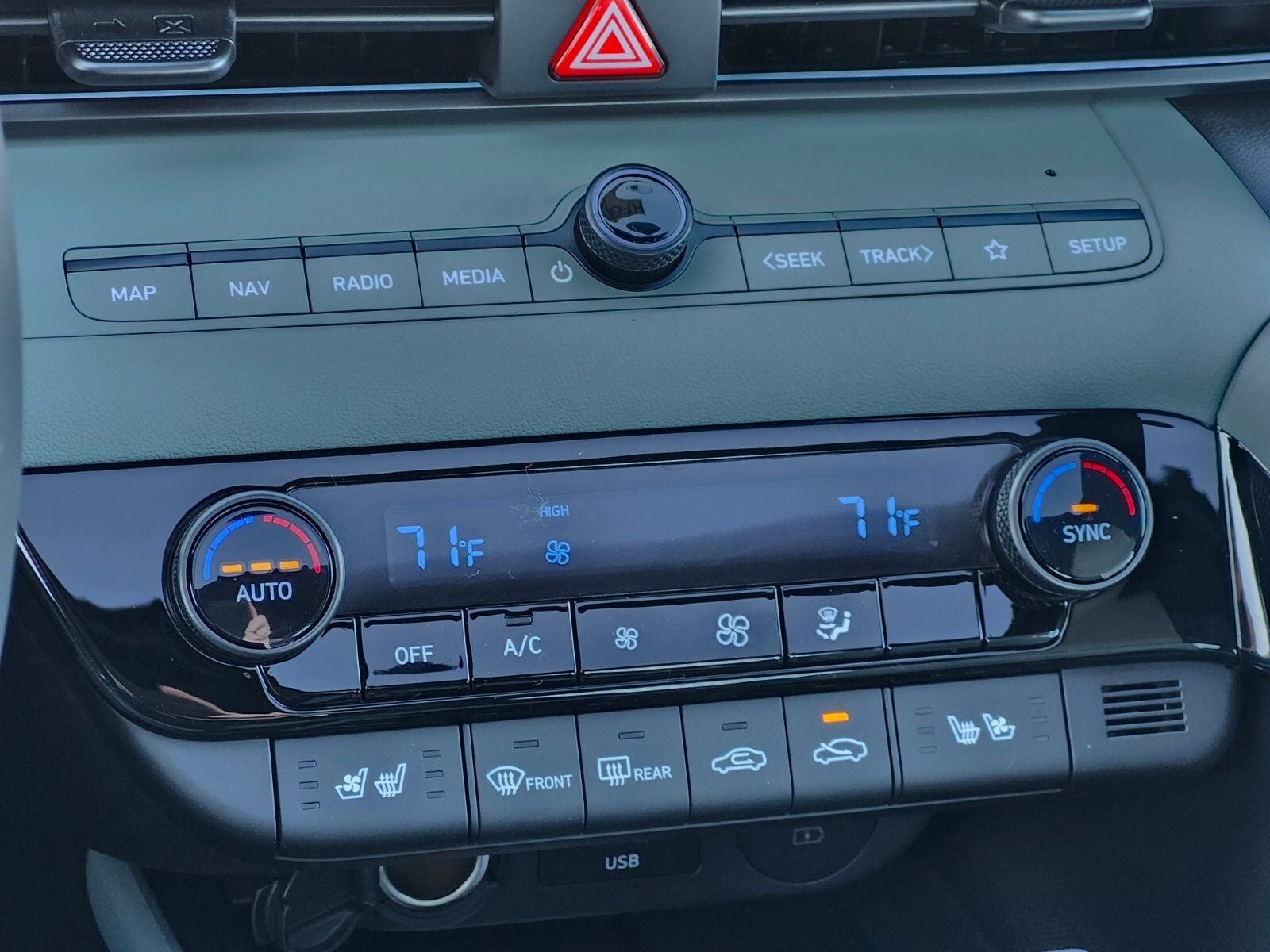 2026 Hyundai ELANTRA HYBRID Limited