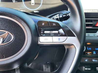 2022 Hyundai ELANTRA Limited