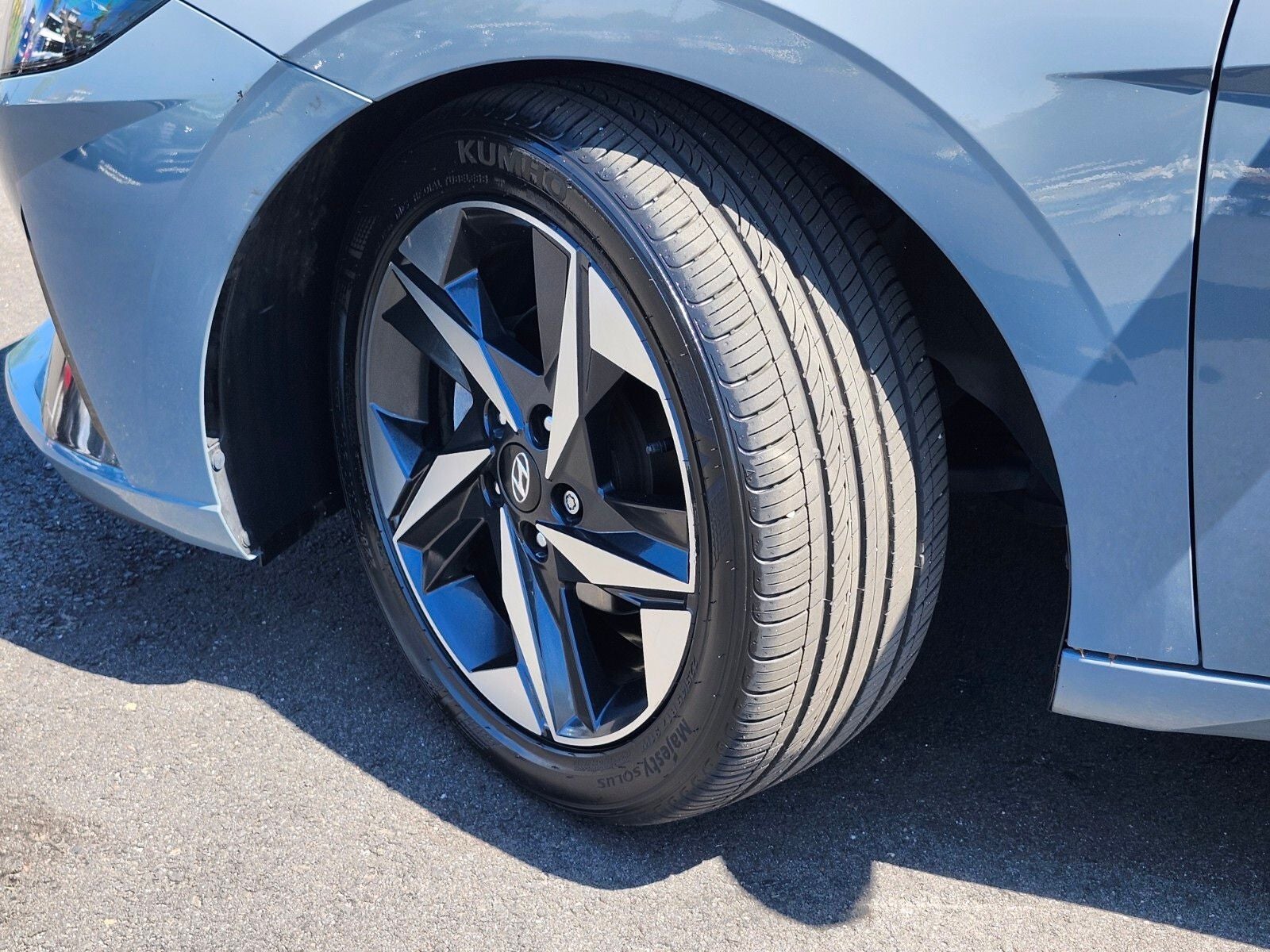 2022 Hyundai ELANTRA Limited