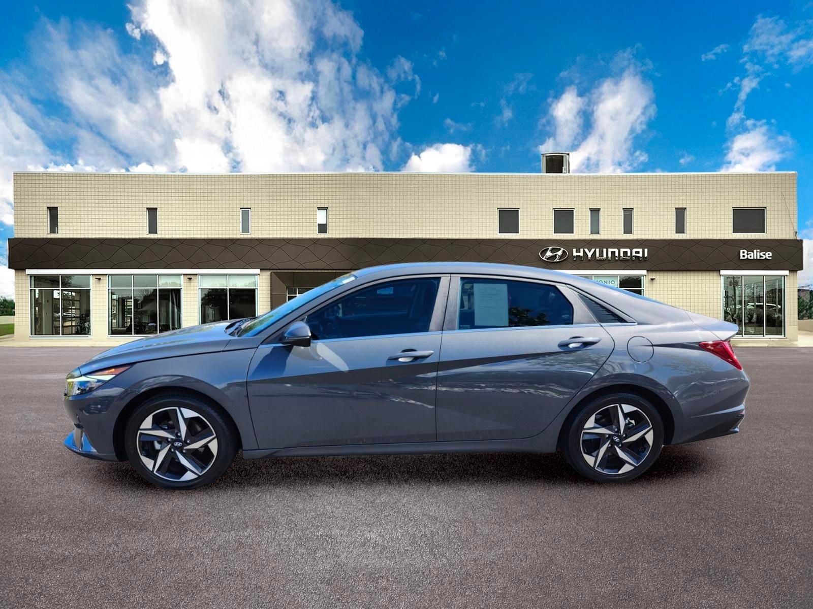 2023 Hyundai ELANTRA Limited