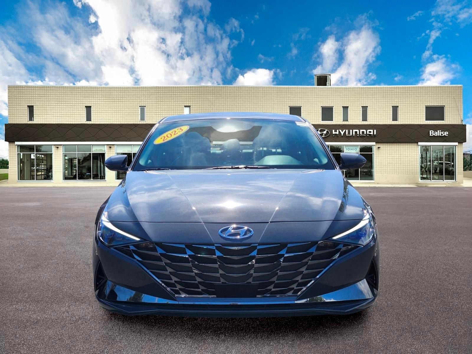 2023 Hyundai ELANTRA Limited