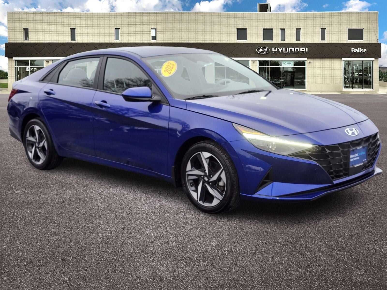 2023 Hyundai ELANTRA SEL