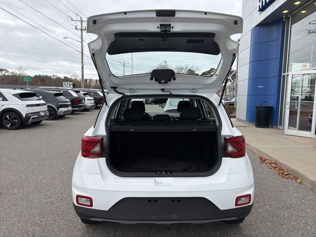 2026 Hyundai VENUE SE