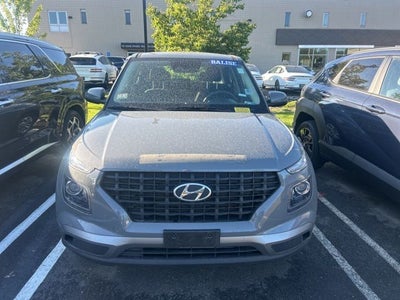 2023 Hyundai VENUE SE