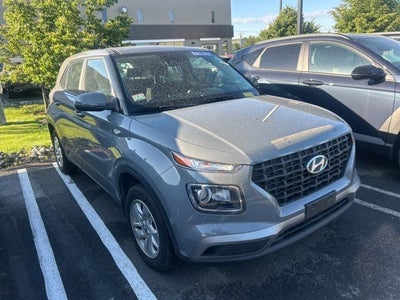 2023 Hyundai VENUE SE