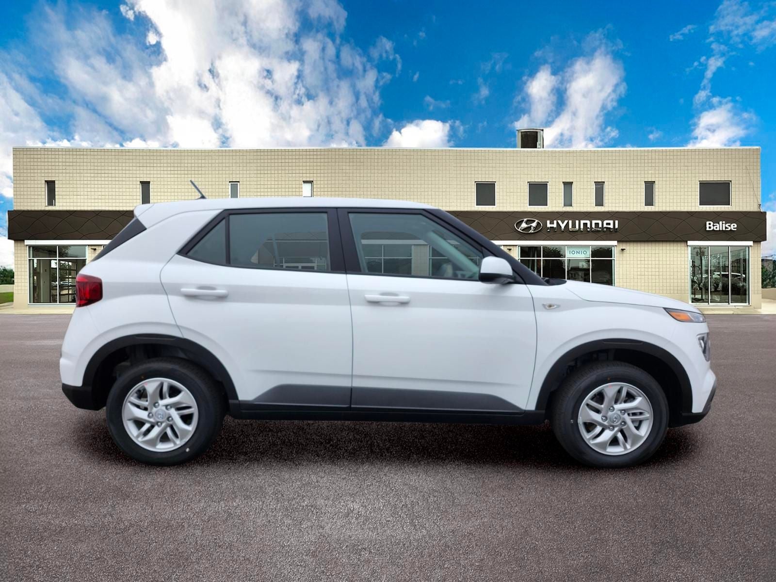 2026 Hyundai VENUE SE