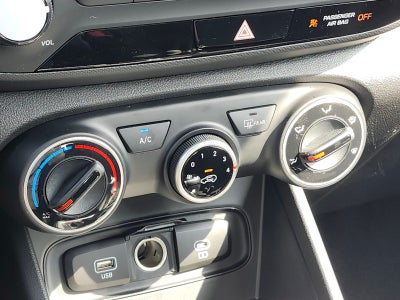 2026 Hyundai VENUE SE