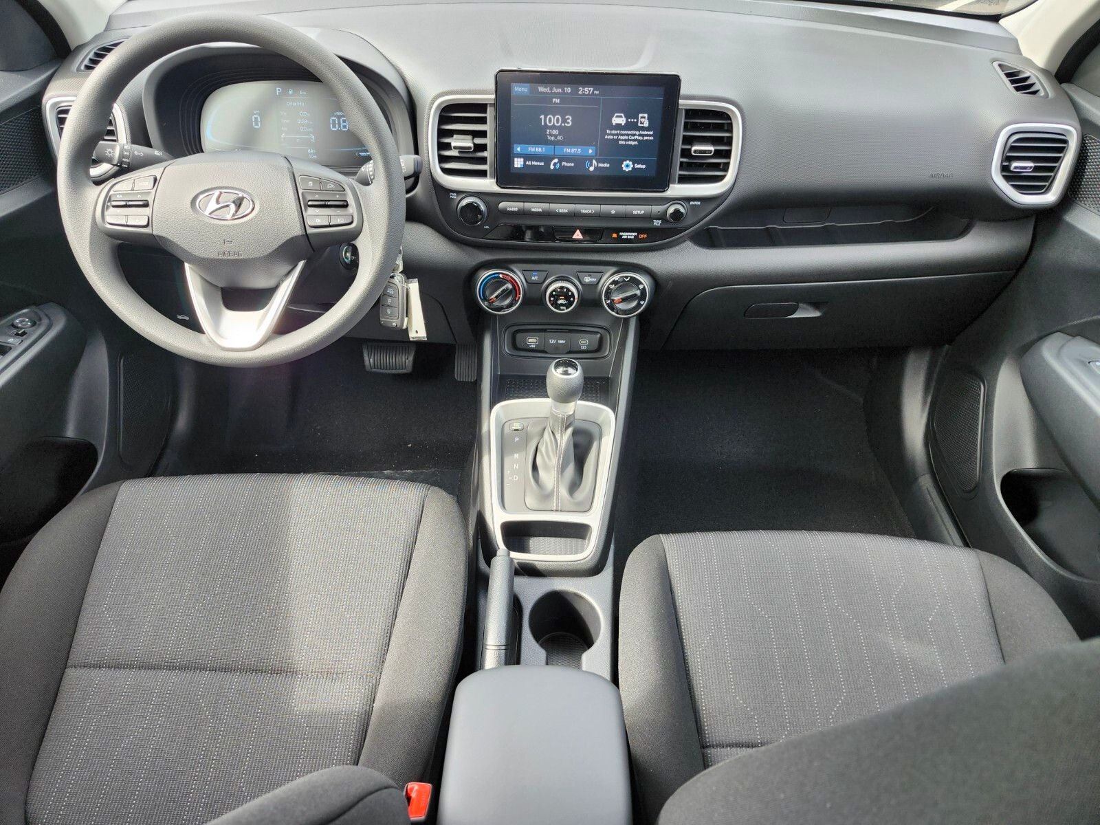 2026 Hyundai VENUE SE
