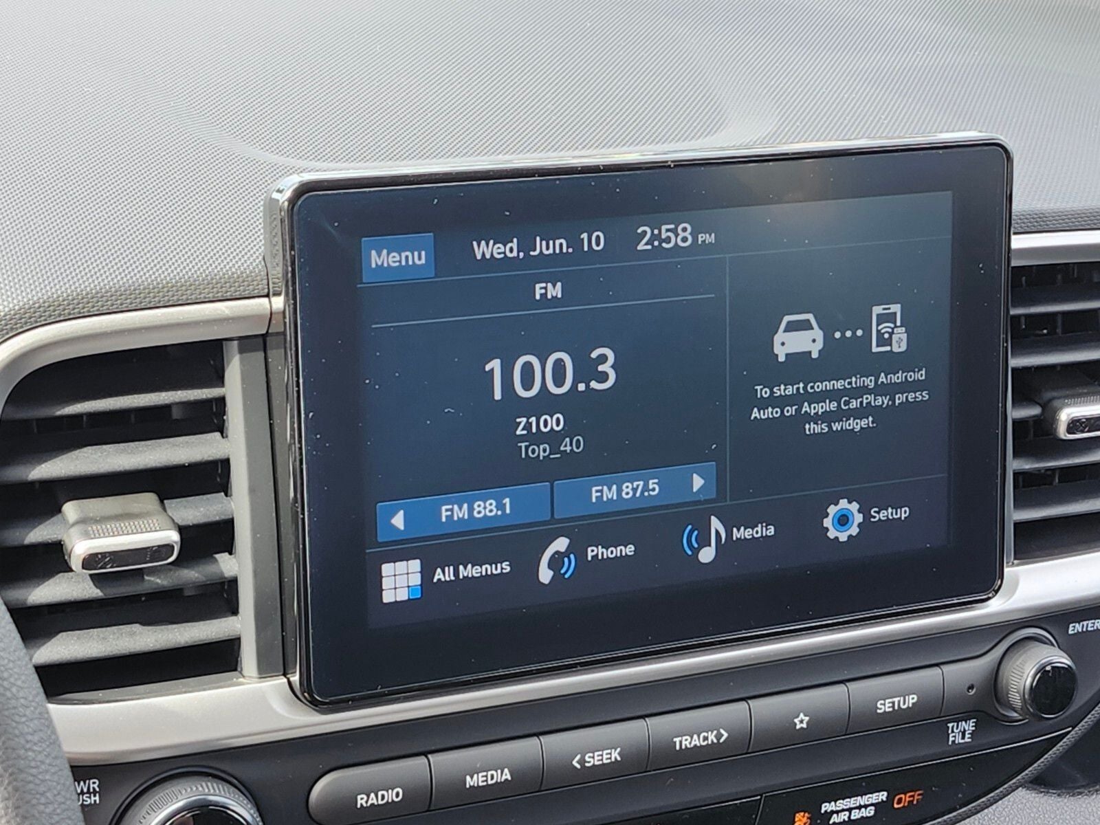 2026 Hyundai VENUE SE