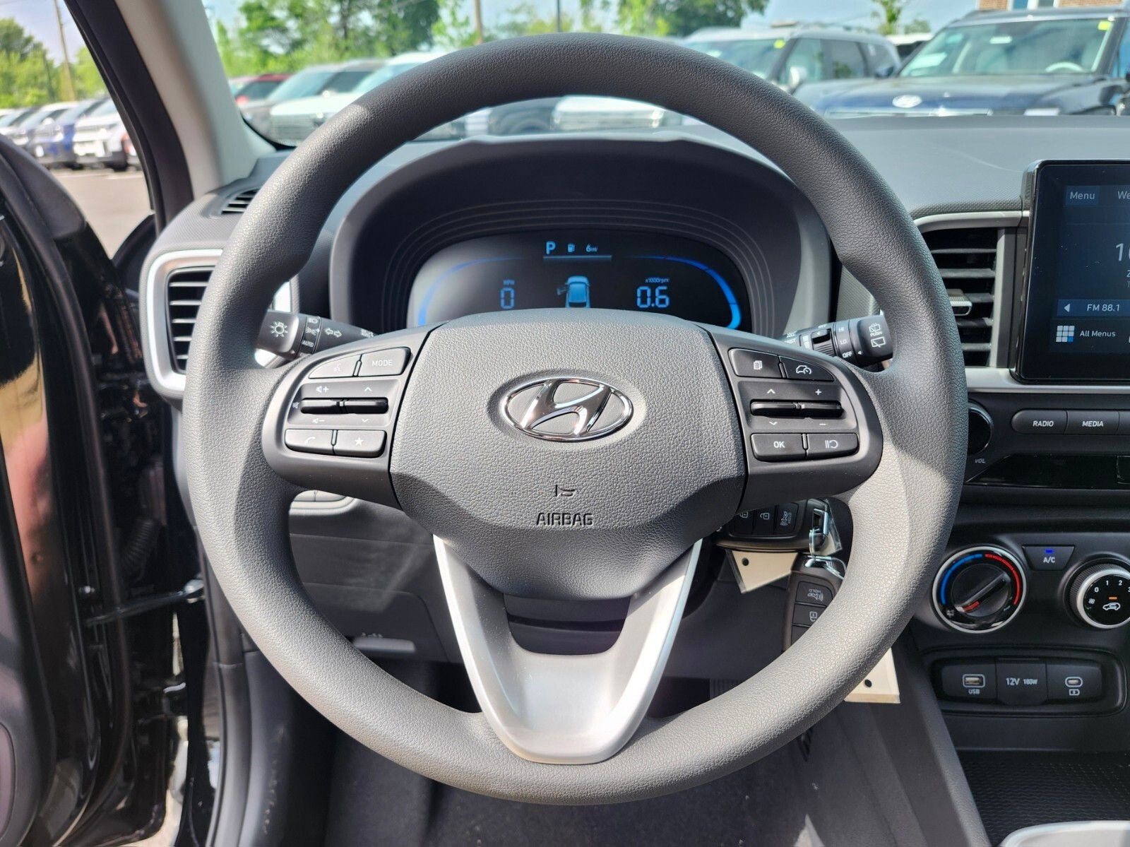 2026 Hyundai VENUE SE