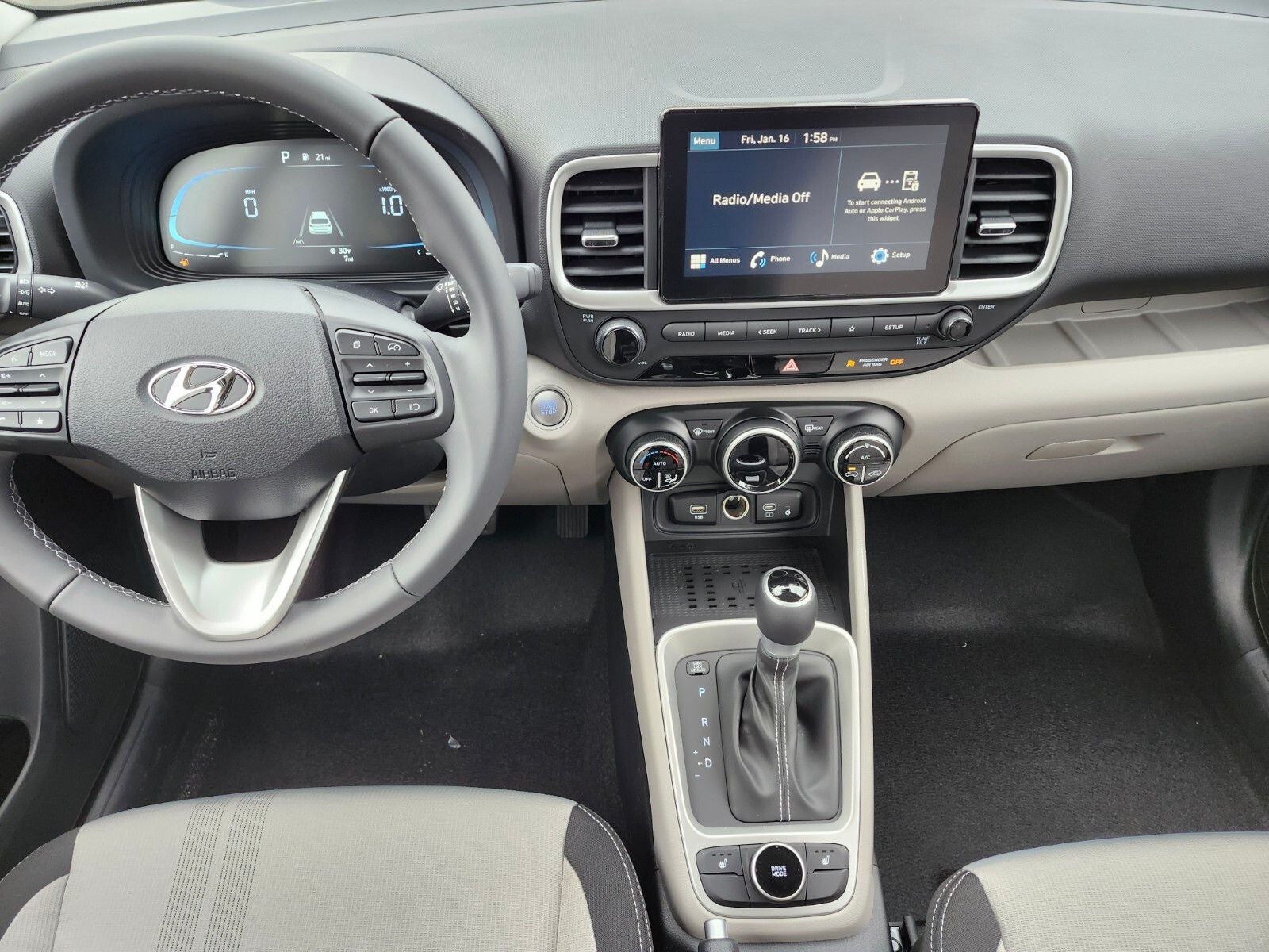 2026 Hyundai VENUE SEL