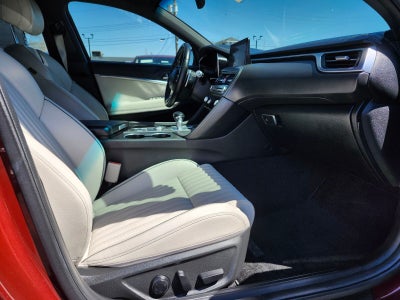 2024 Genesis G70 2.5T Sport Prestige