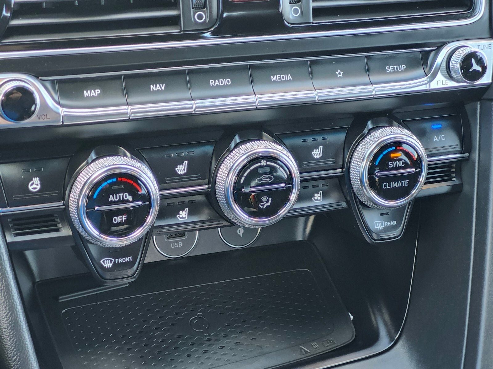2023 Genesis G70 2.0T SPORTS PRESTIGE