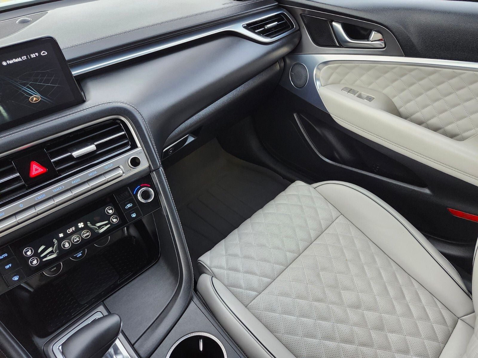 2025 Genesis G70 3.3T Sport Advanced