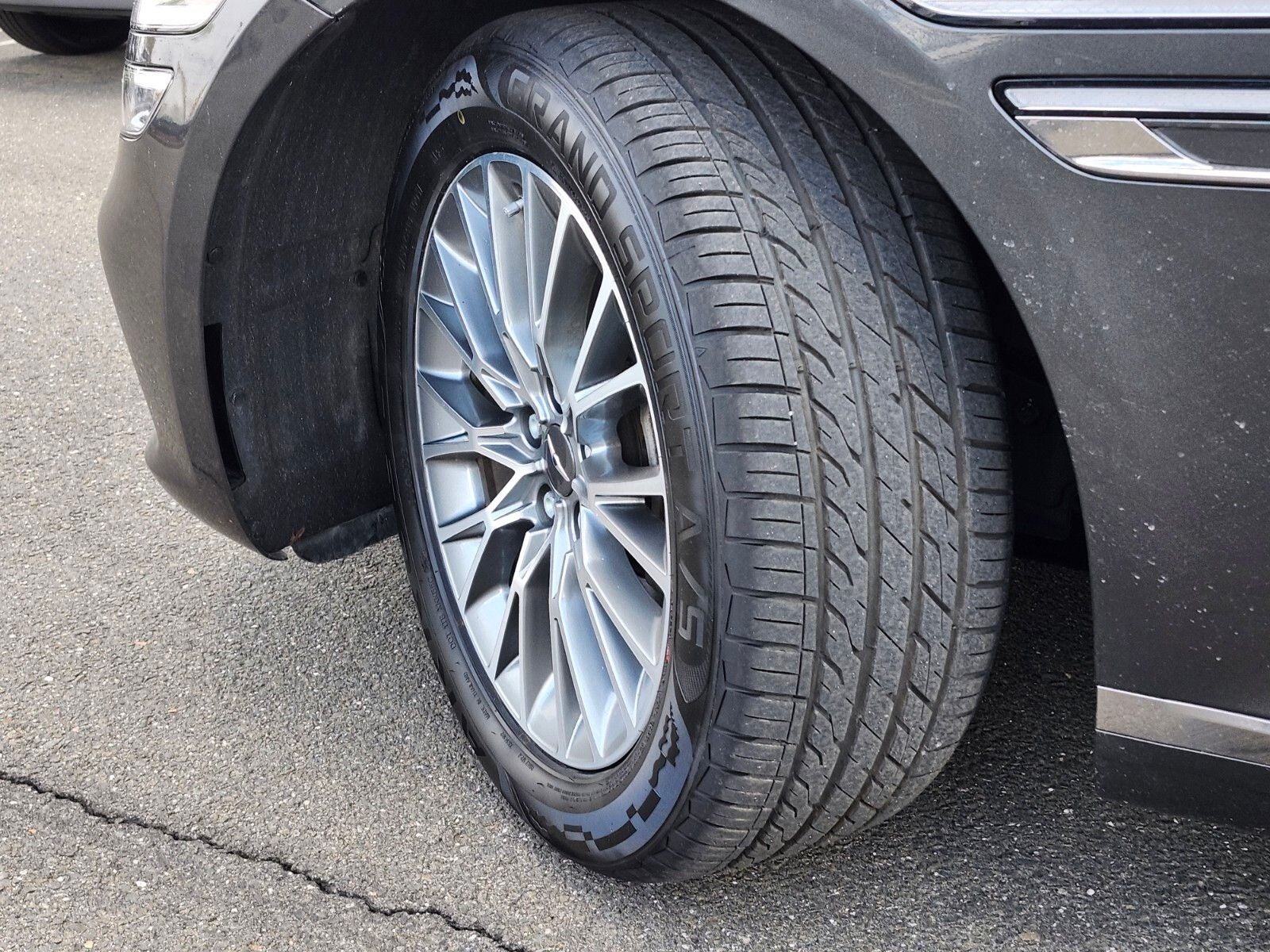2023 Genesis G80 2.5T