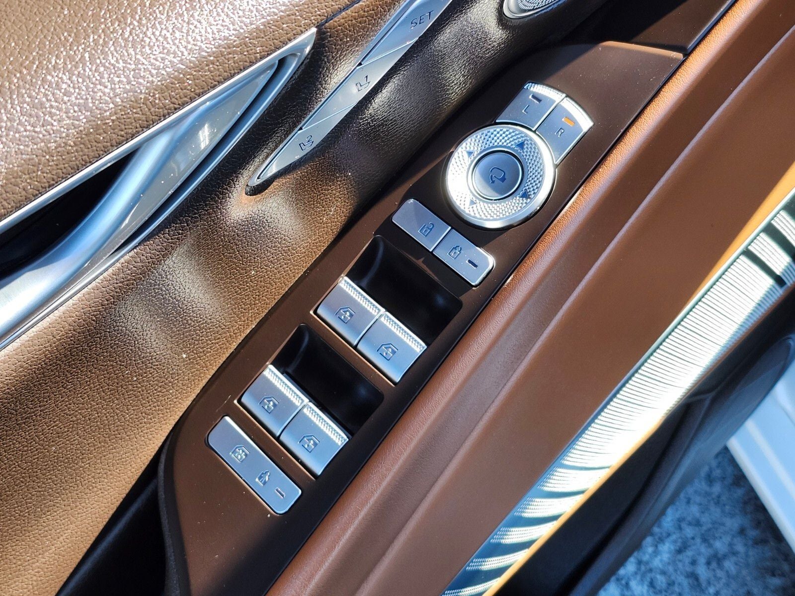 2024 Genesis Electrified G80 Advanced