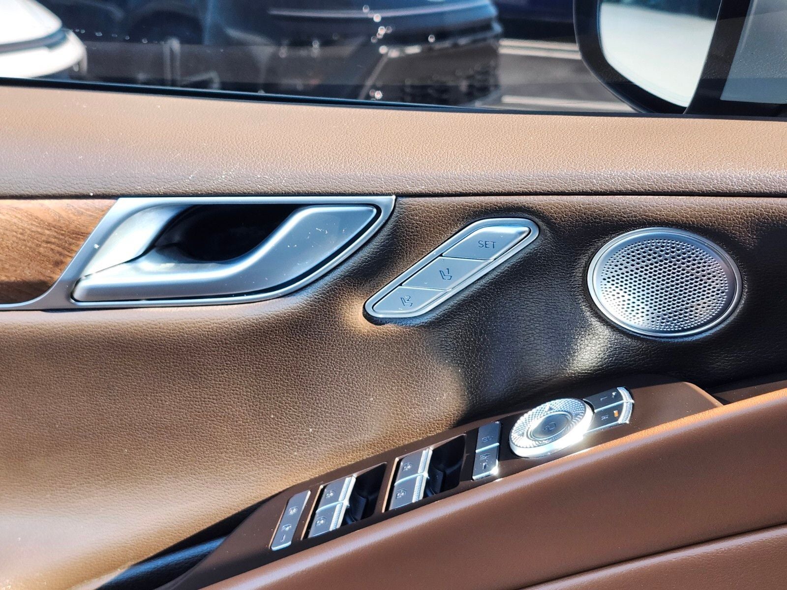 2024 Genesis Electrified G80 Advanced