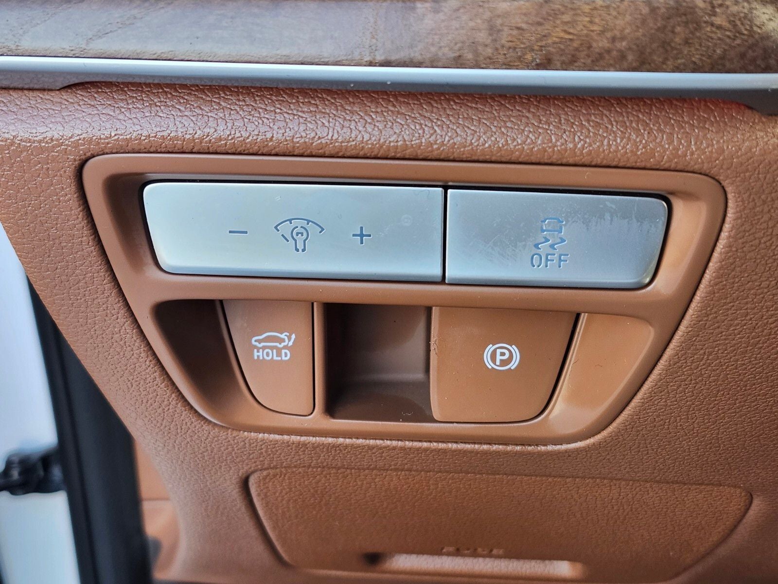 2024 Genesis Electrified G80 Advanced