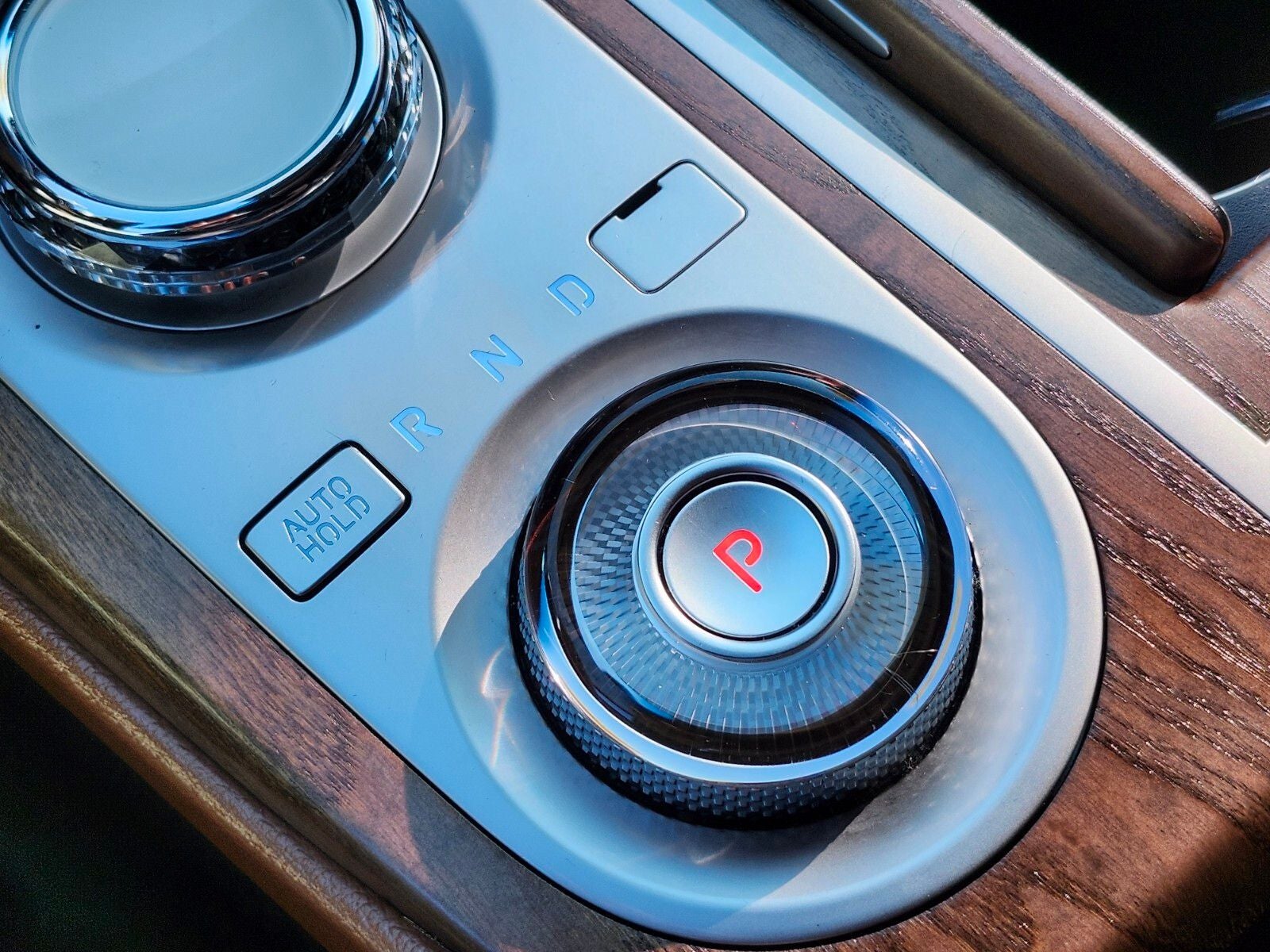 2024 Genesis Electrified G80 Advanced