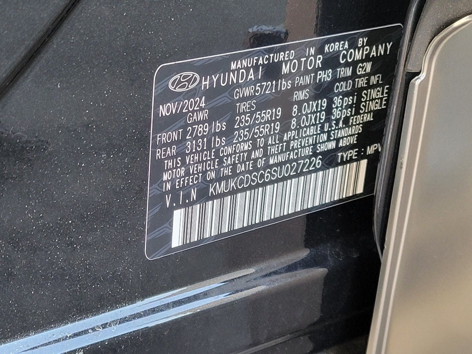 2025 Genesis GV60 Standard