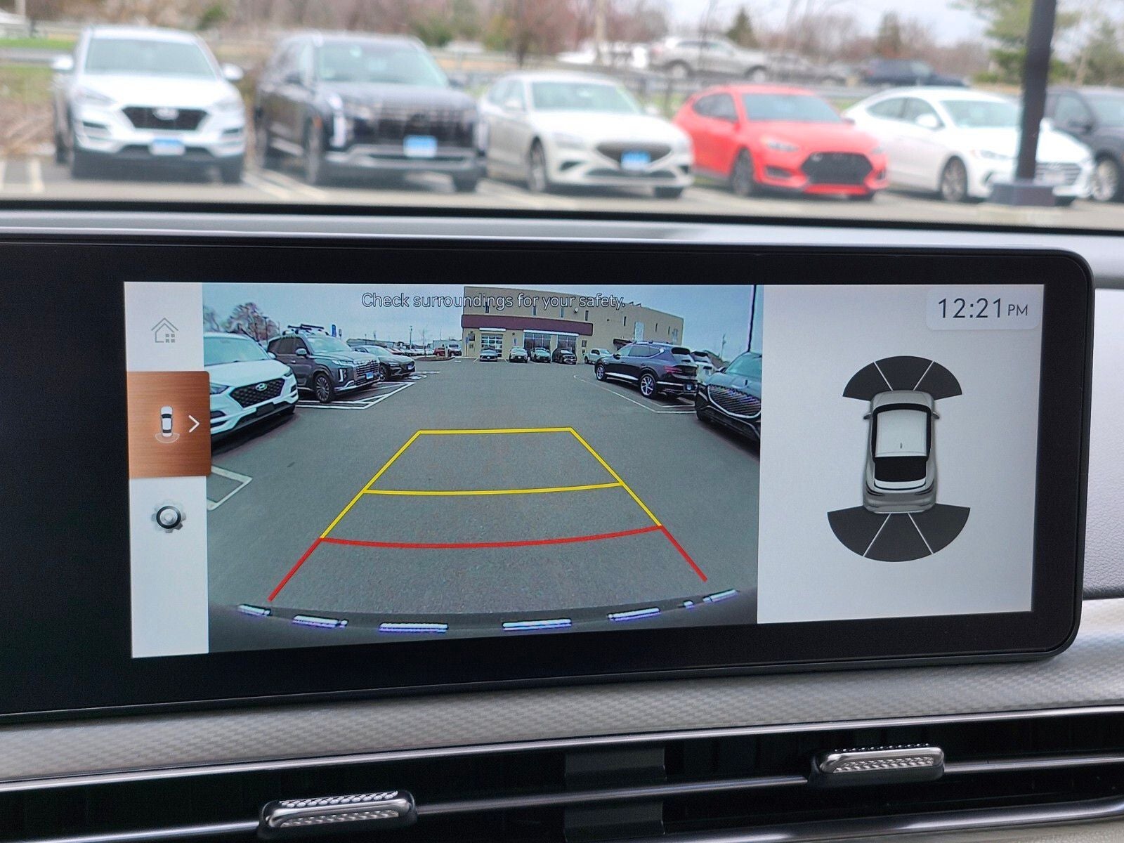 2025 Genesis GV60 Standard