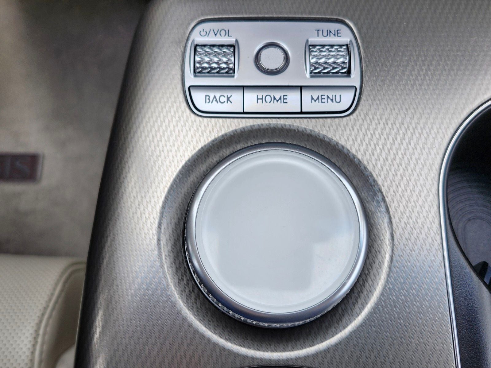 2025 Genesis GV60 Standard