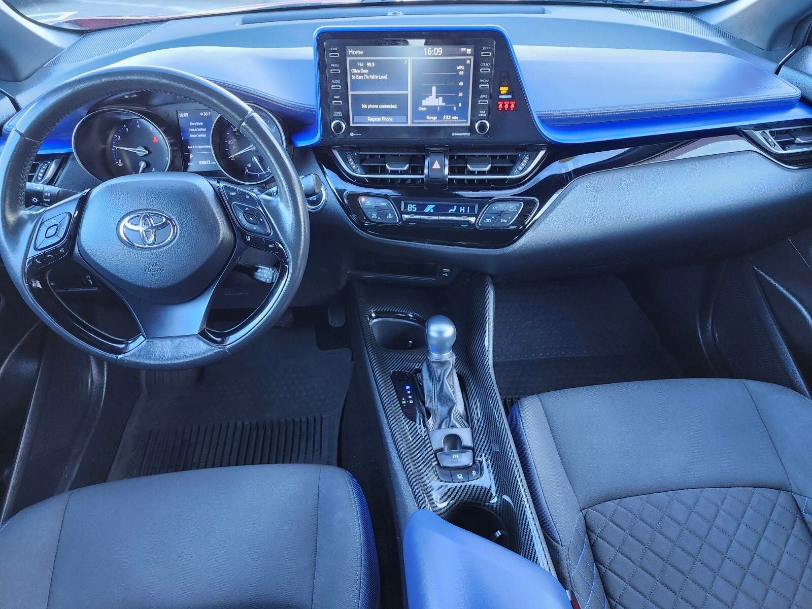 2021 Toyota C-HR XLE