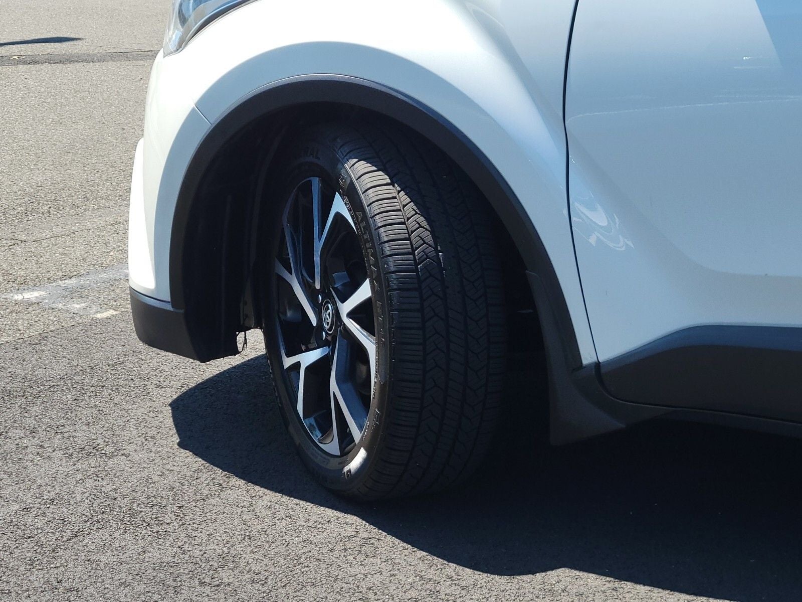 2018 Toyota C-HR XLE