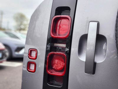 2024 Land Rover Defender 110 S