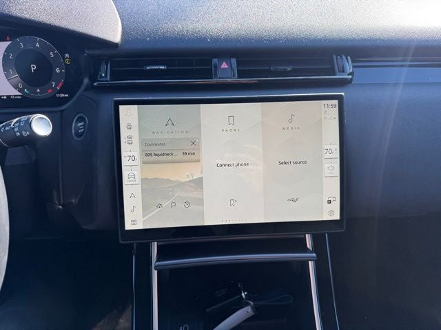 2025 Land Rover Range Rover Velar Dynamic SE