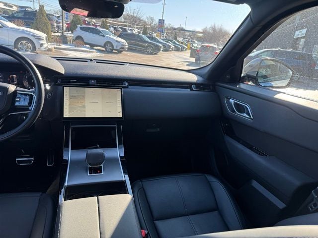 2025 Land Rover Range Rover Velar Dynamic SE