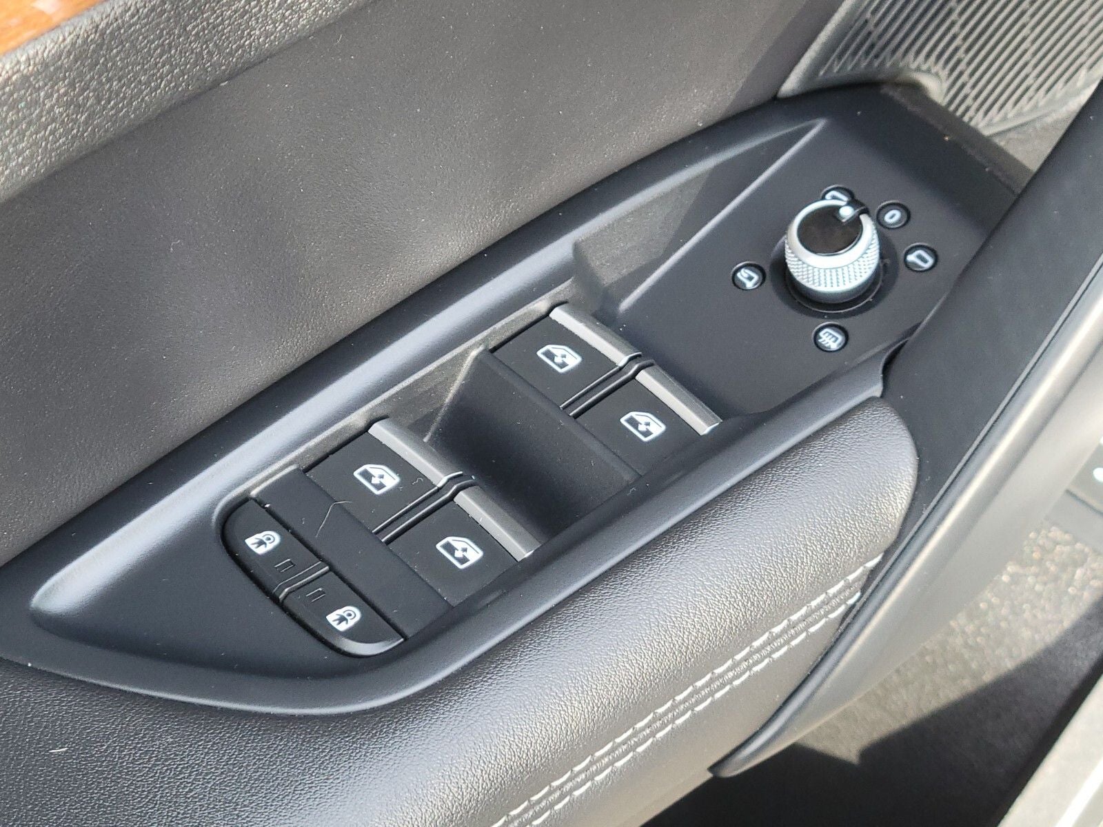 2023 Audi Q5 45 S line Premium Plus quattro