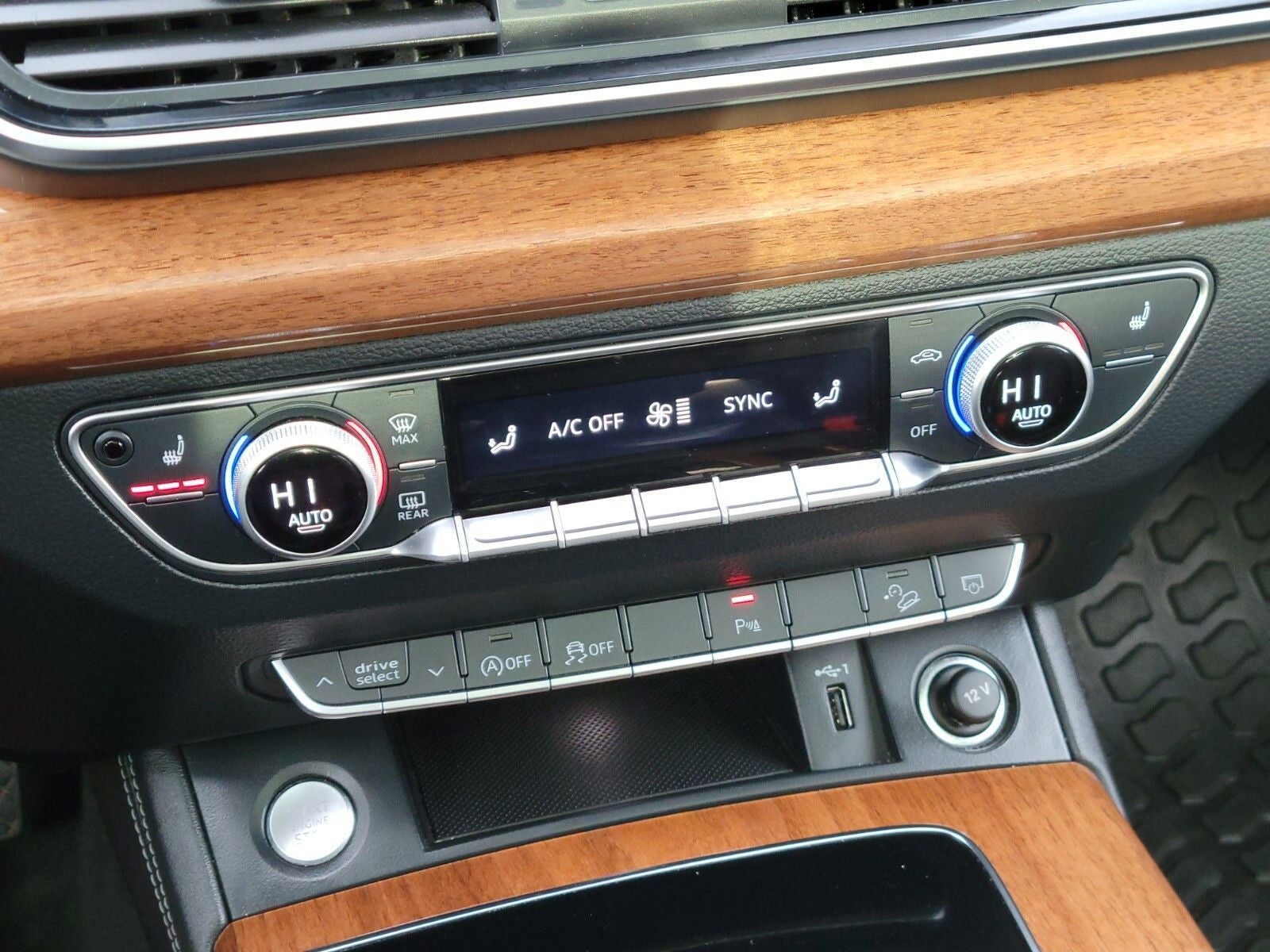 2023 Audi Q5 45 S line Premium Plus quattro