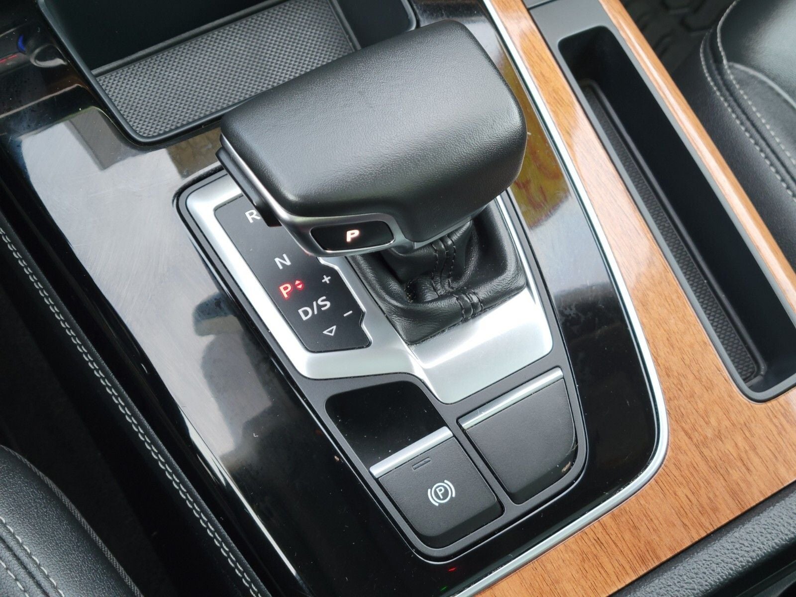 2023 Audi Q5 45 S line Premium Plus quattro