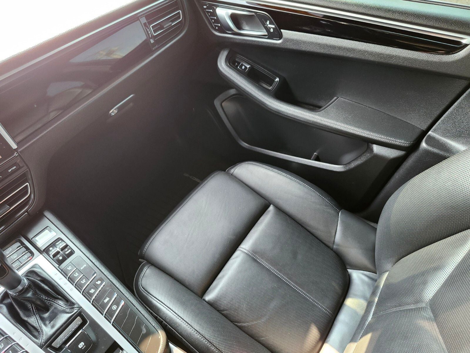2019 Porsche Macan Base