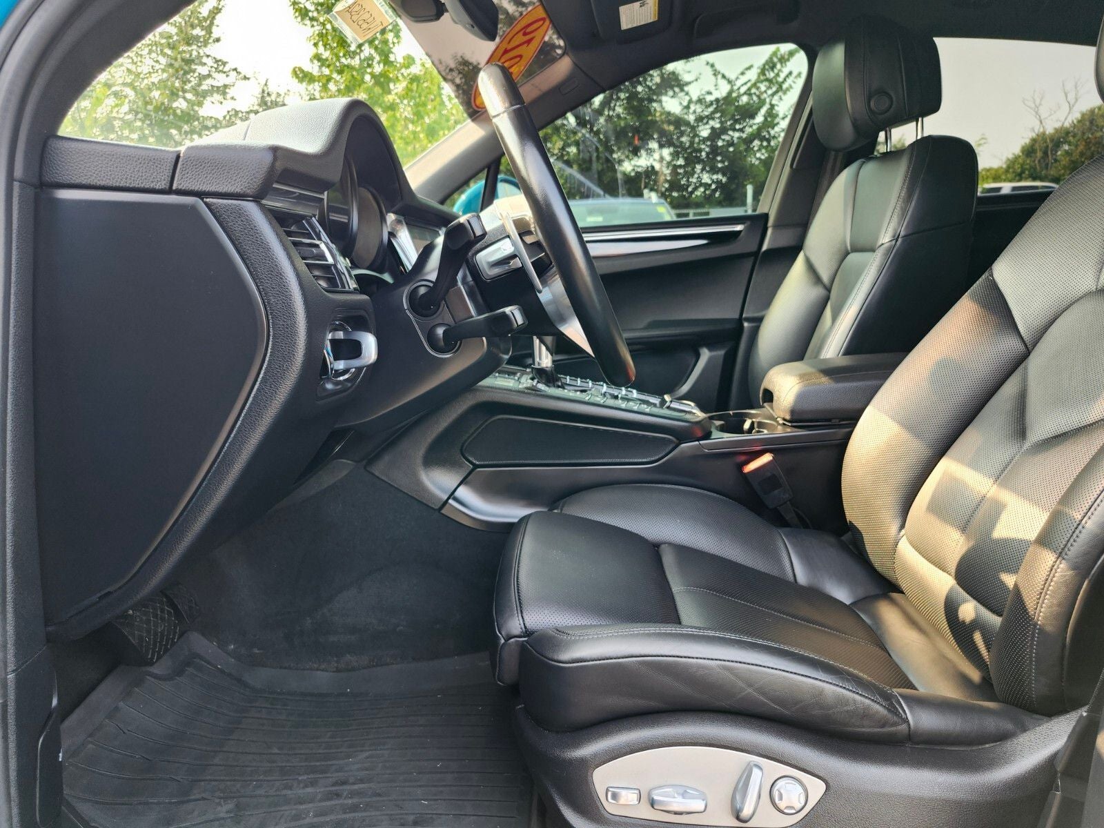2019 Porsche Macan Base