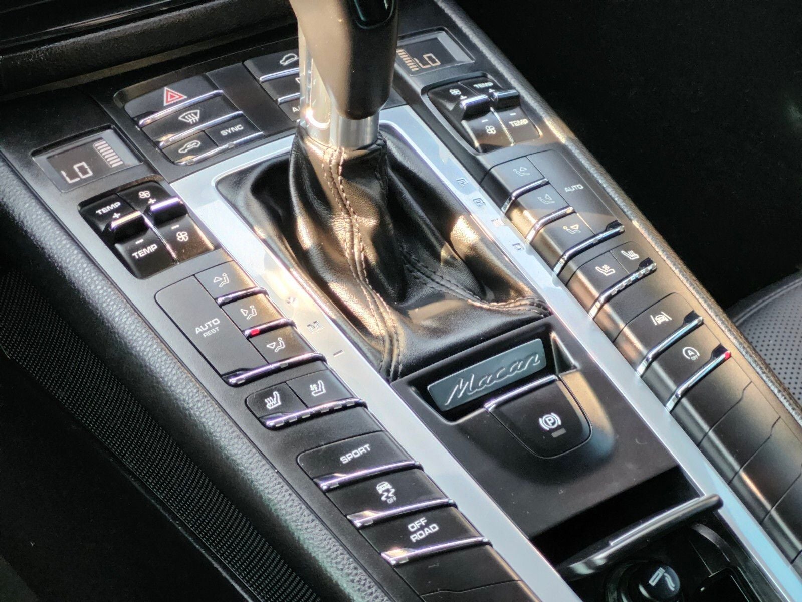 2019 Porsche Macan Base