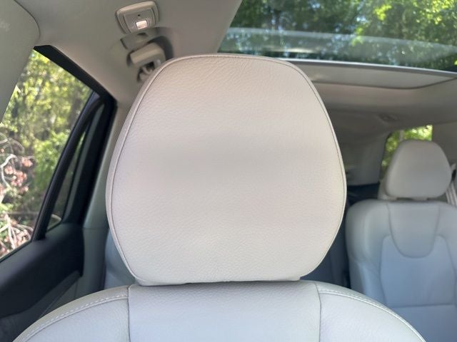 2025 Volvo XC90 Plug-In Hybrid T8 Plus 6 Passenger
