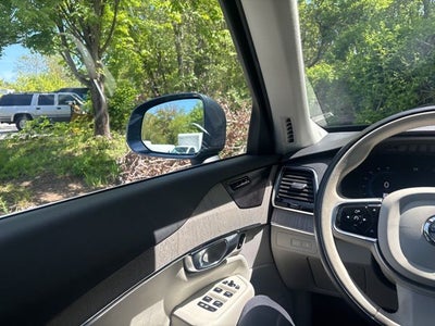 2025 Volvo XC90 Plug-In Hybrid T8 Plus 6 Passenger